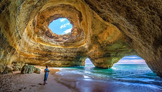 Portugal Cavern