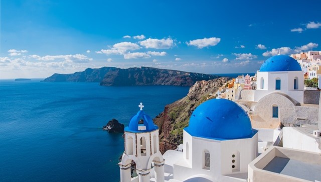 Read more about the article Eight Romantic Days Greece Itinerary
