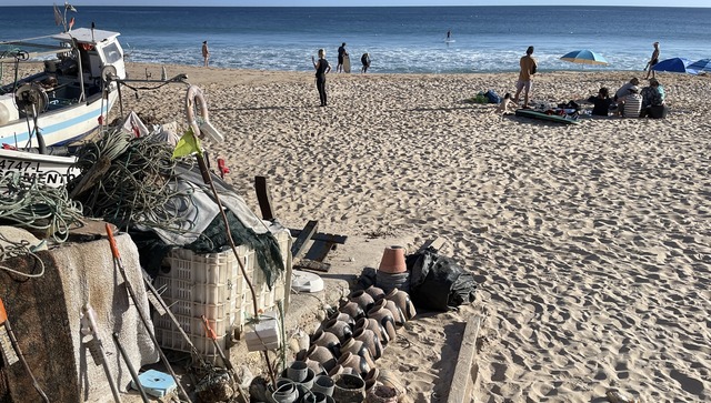 Salema beach clay pots