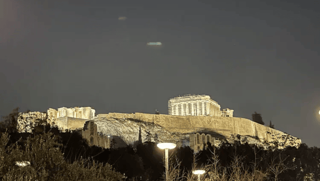 Night view of Acropolis