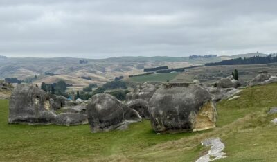 Read more about the article New Zealand Travel Journal Day 3: Moeraki Boulders