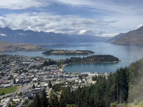 gondola top view of Lake Wakatipu