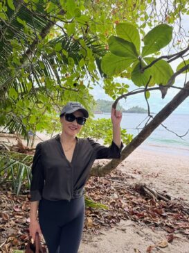 Manuel Antonio National Park - beach