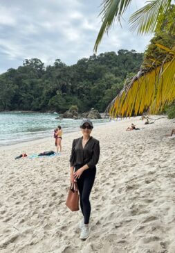 Manuel Antonio National Park - beach