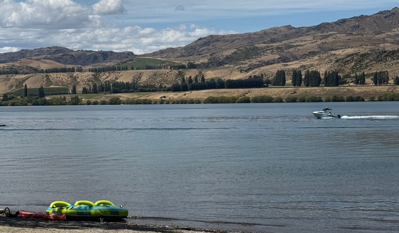 You are currently viewing New Zealand Travel Journal Day 5: Lake Dunstan