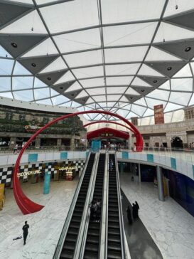 Ferrari World Abu Dhabi – Escalator Entrance Hall 阿布扎比法拉利世界－自动扶梯入口大厅