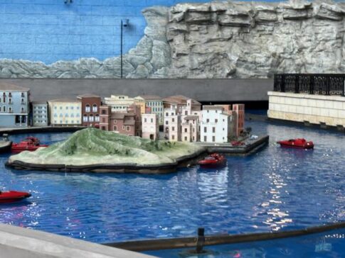 Ferrari World Abu Dhabi Miniature Italian Coast 阿布扎比法拉利世界－意大利海岸微缩模型