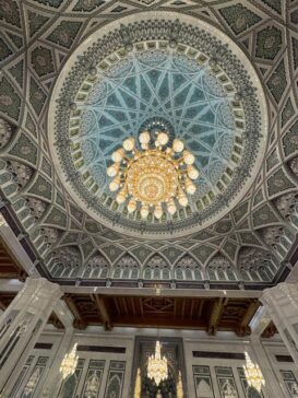 MuscatSultan Qaboos Grand MosqueMain Dome Chandelier马斯喀特苏丹卡布斯大清真寺穹顶吊灯