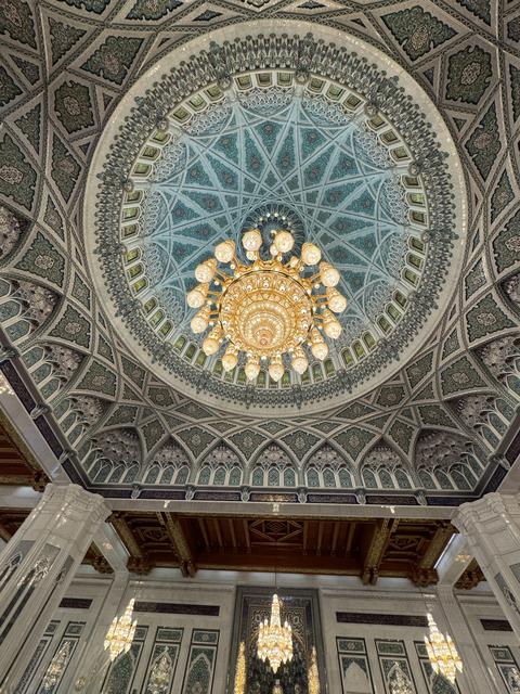 MuscatSultan Qaboos Grand MosqueMain Dome Chandelier马斯喀特苏丹卡布斯大清真寺穹顶吊灯
