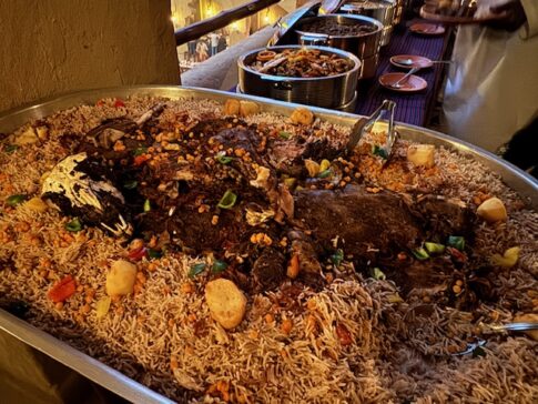 Rozna Restaurant Buffet Restaurant阿曼自助晚餐