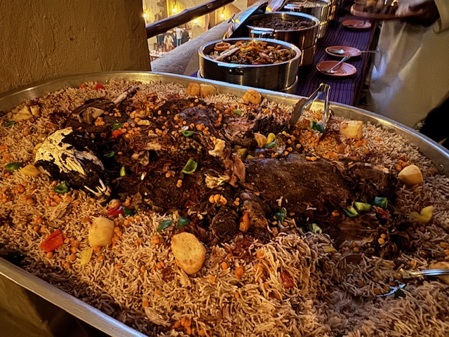 Rozna Restaurant Buffet Restaurant阿曼自助晚餐