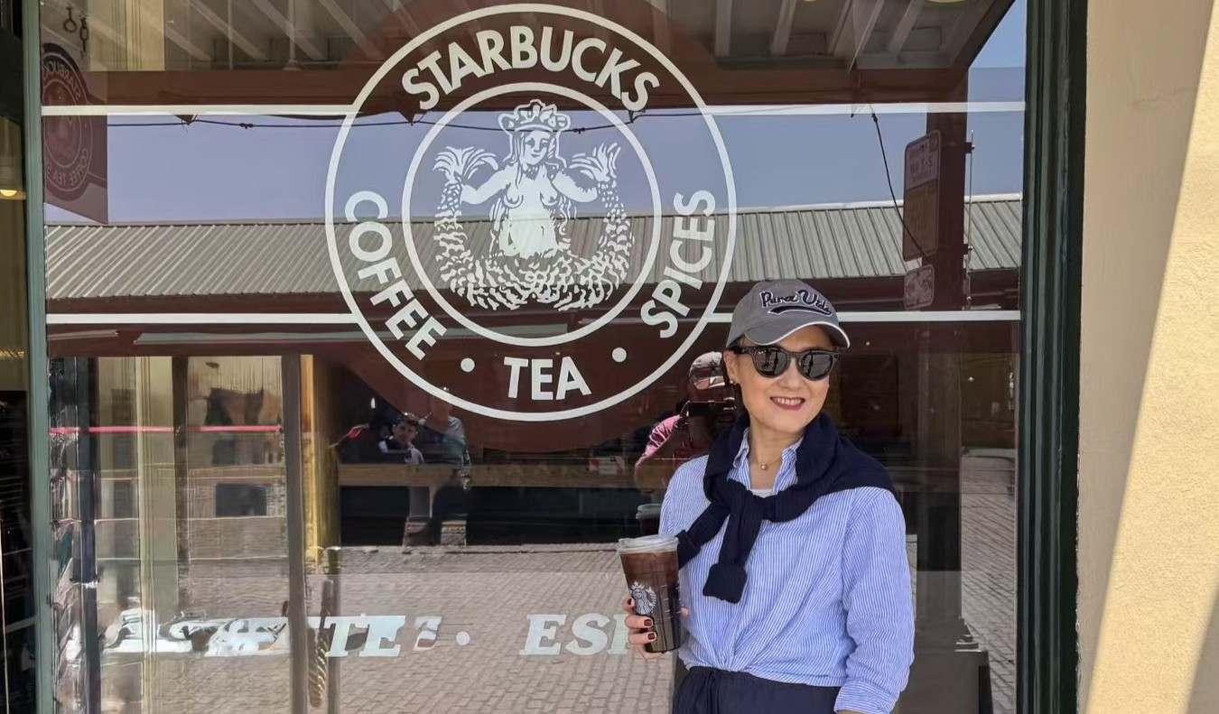 You are currently viewing Seattle Travel Journal Day 3: Chihuly Garden and Glass