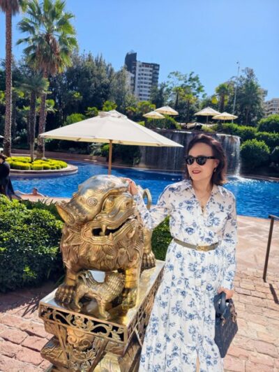 Mandarin Oriental Pool area