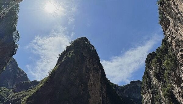 Baquan Gorge 八泉峡