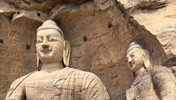 Yungang Grottoes, Cave 20 云冈石窟20窟