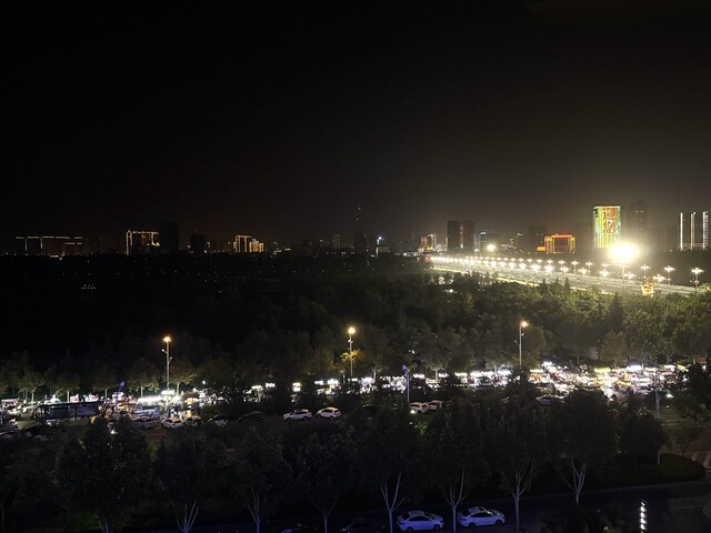 Linfen at night 临汾夜景