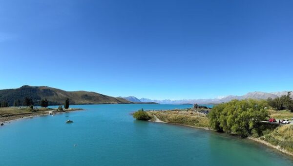 lake tekapo